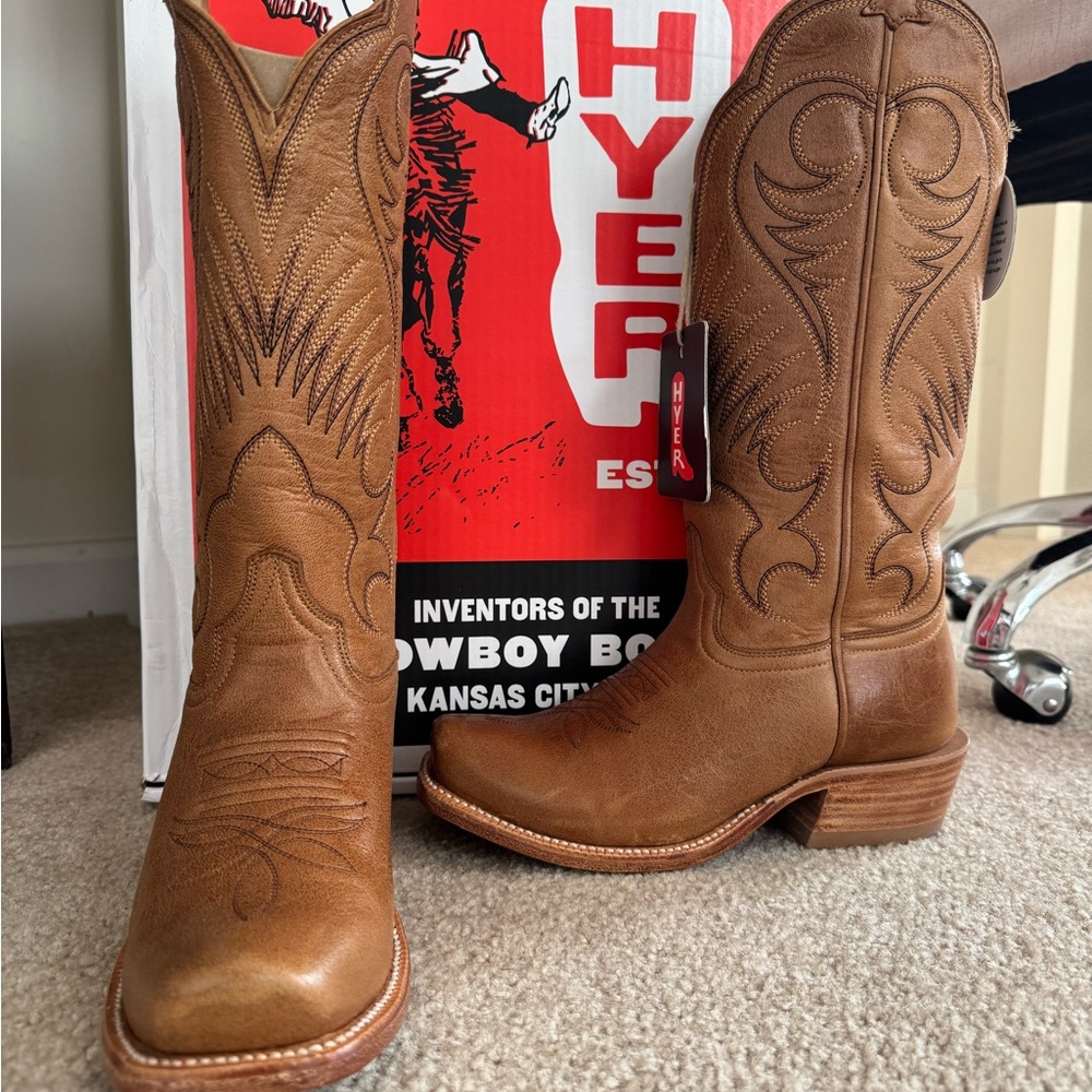 New Hyer Leawood cowgirl cowboy western boots 6 w box honey tan brown